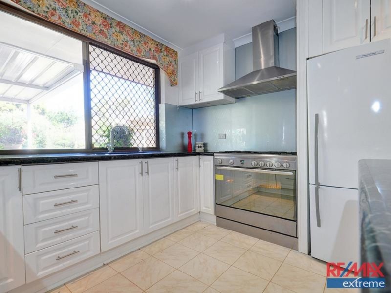 10 Janga Court, Wanneroo WA 6065