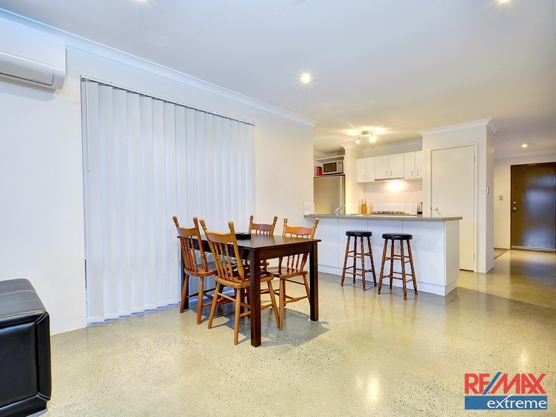 17 Grandis Boulevard, Banksia Grove WA 6031