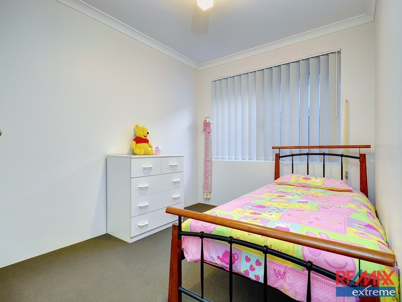 17 Grandis Boulevard, Banksia Grove WA 6031