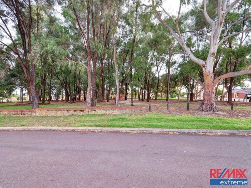 49 Tandara Fairway, Tapping WA 6065