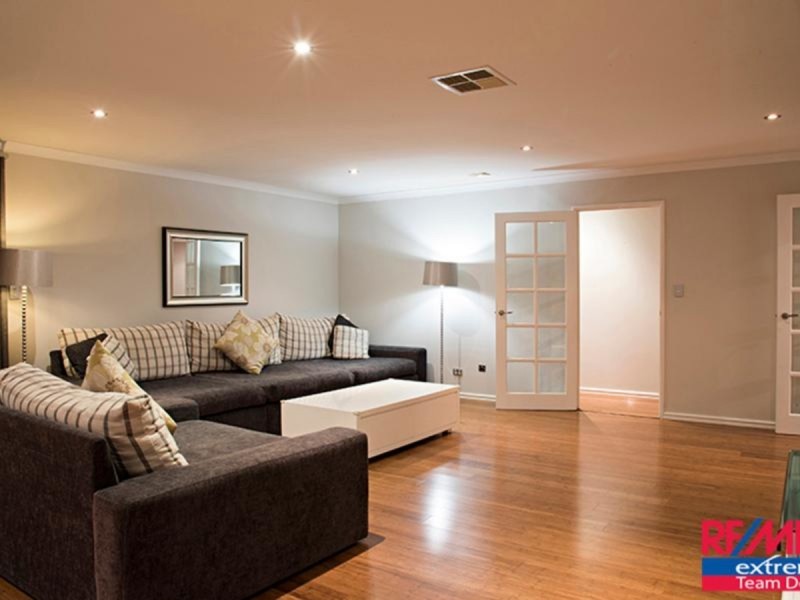 49 Tandara Fairway, Tapping WA 6065