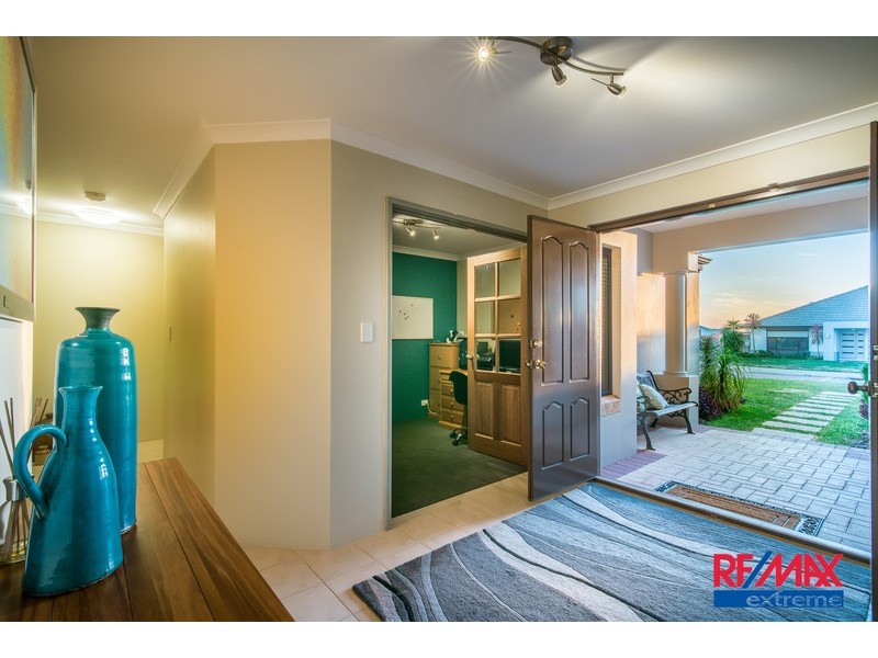 2 Berlin Drive, Wanneroo WA 6065
