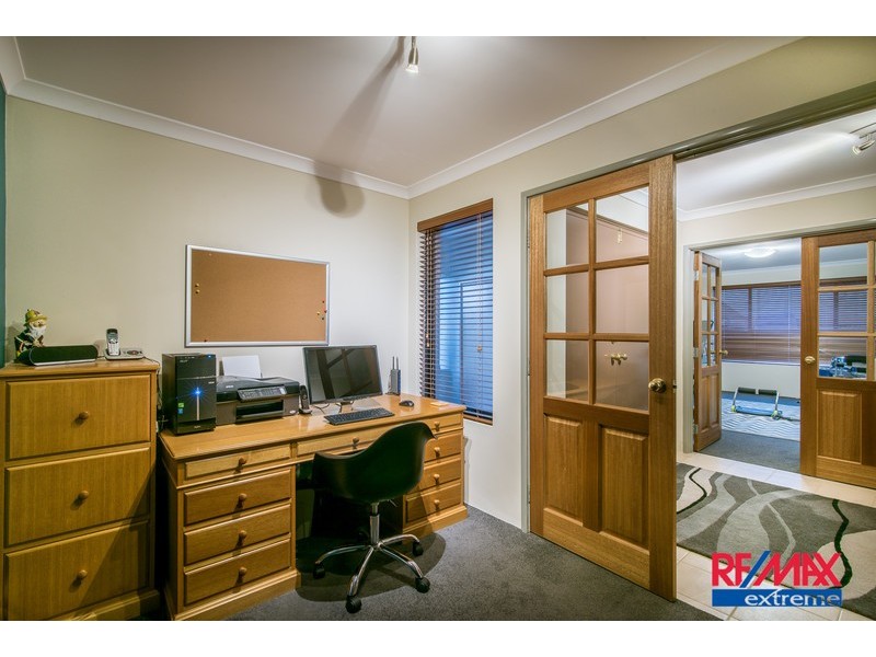 2 Berlin Drive, Wanneroo WA 6065