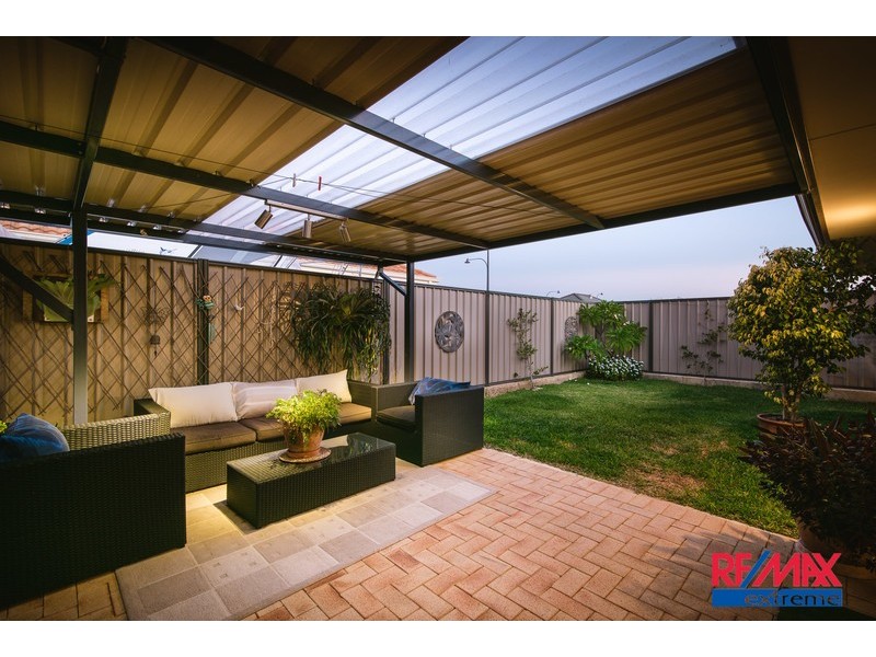 2 Berlin Drive, Wanneroo WA 6065