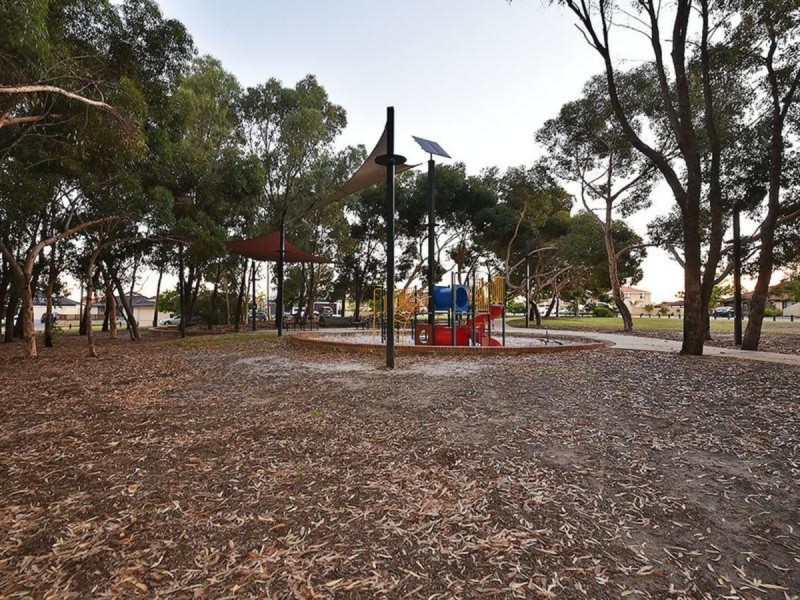 63 Tandara Fairway, Tapping WA 6065