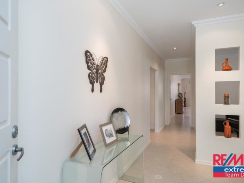 63 Tandara Fairway, Tapping WA 6065