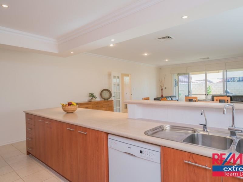 63 Tandara Fairway, Tapping WA 6065