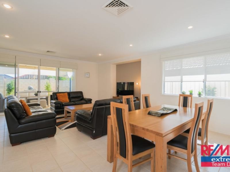 63 Tandara Fairway, Tapping WA 6065