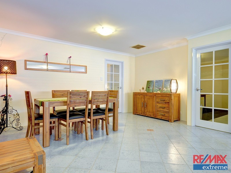 41 Mallina Circuit, Carramar WA 6031