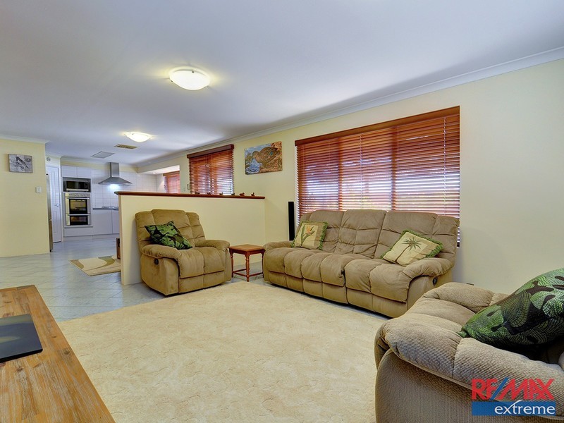 41 Mallina Circuit, Carramar WA 6031