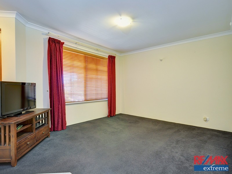 41 Mallina Circuit, Carramar WA 6031