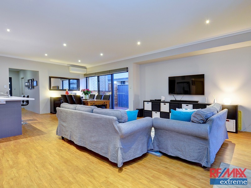 87 Splendens Avenue, Banksia Grove WA 6031