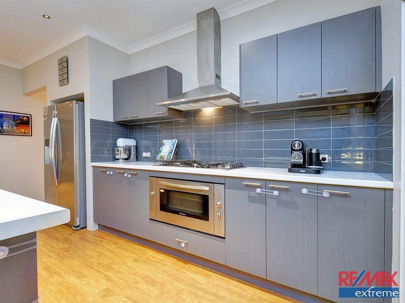 87 Splendens Avenue, Banksia Grove WA 6031