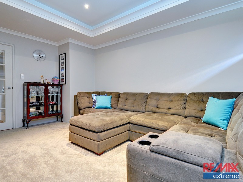 87 Splendens Avenue, Banksia Grove WA 6031