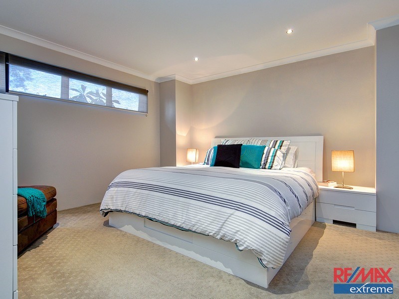 87 Splendens Avenue, Banksia Grove WA 6031