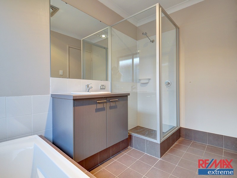 87 Splendens Avenue, Banksia Grove WA 6031