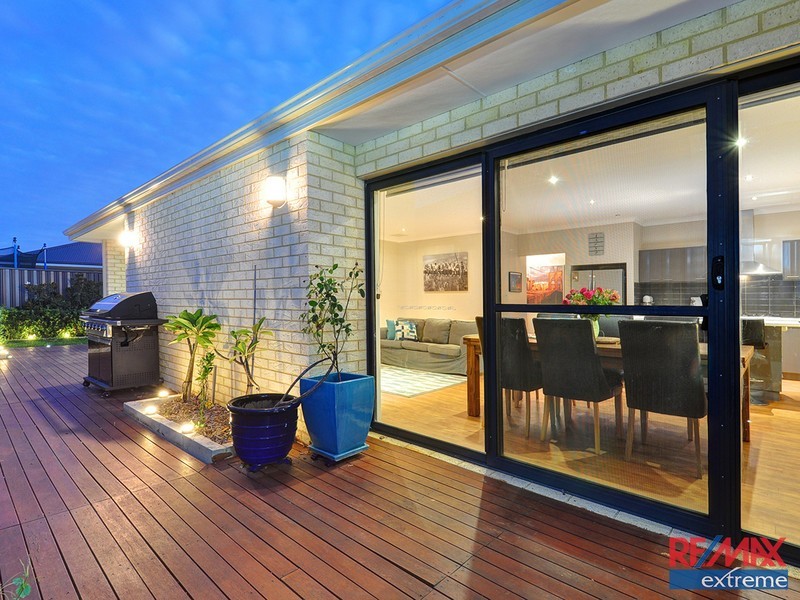 87 Splendens Avenue, Banksia Grove WA 6031