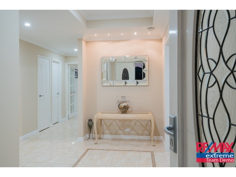 10 Apsley Bend, Tapping WA 6065