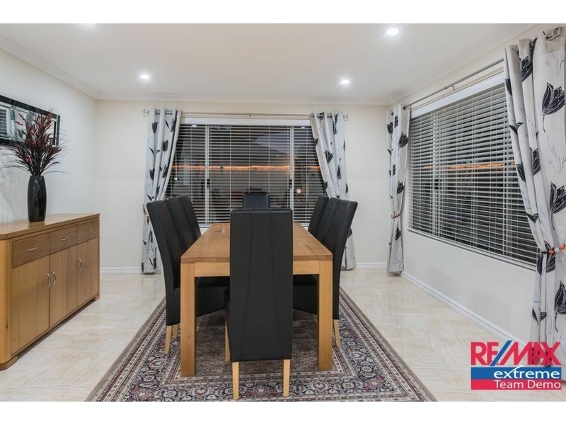 10 Apsley Bend, Tapping WA 6065