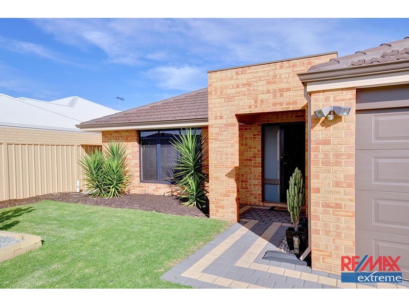 18 Toledo Drive, Hocking WA 6065