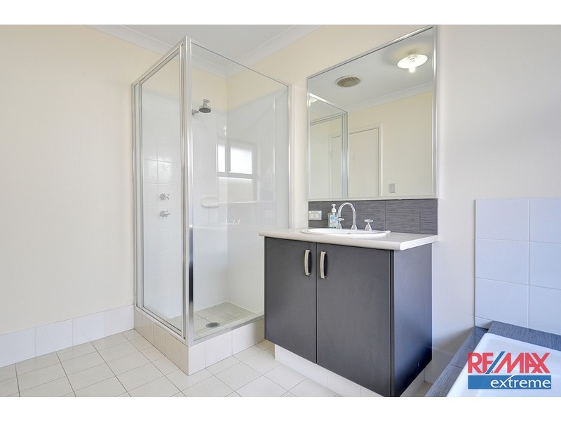 18 Toledo Drive, Hocking WA 6065