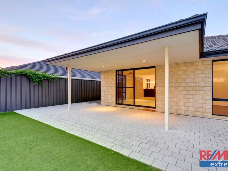 8 Boldwood Road, Banksia Grove WA 6031