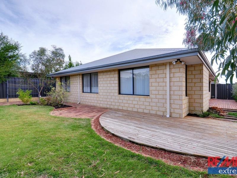 9 Joseph Banks Boulevard, Banksia Grove WA 6031