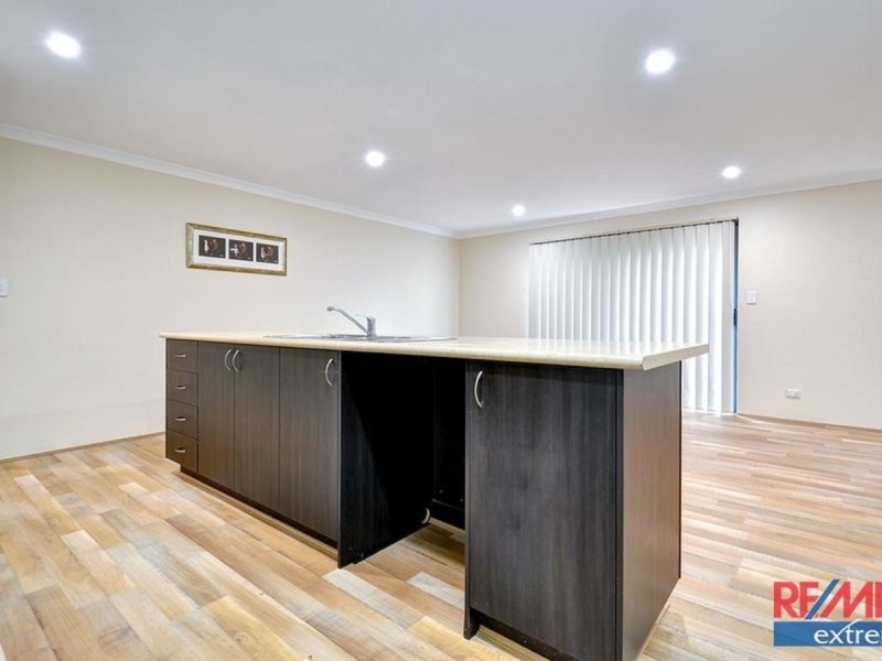 9 Joseph Banks Boulevard, Banksia Grove WA 6031