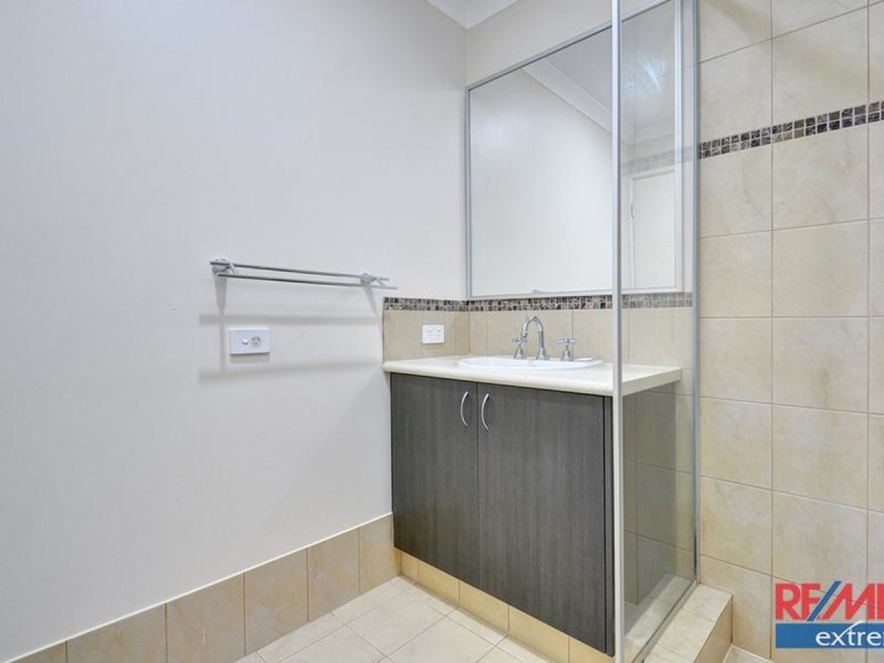 9 Joseph Banks Boulevard, Banksia Grove WA 6031