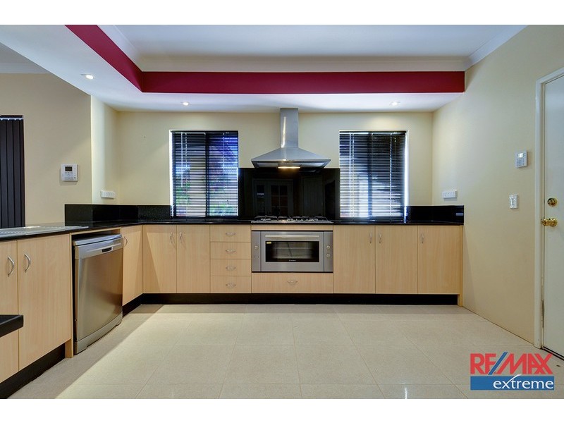 31 Moscow Retreat, Hocking WA 6065