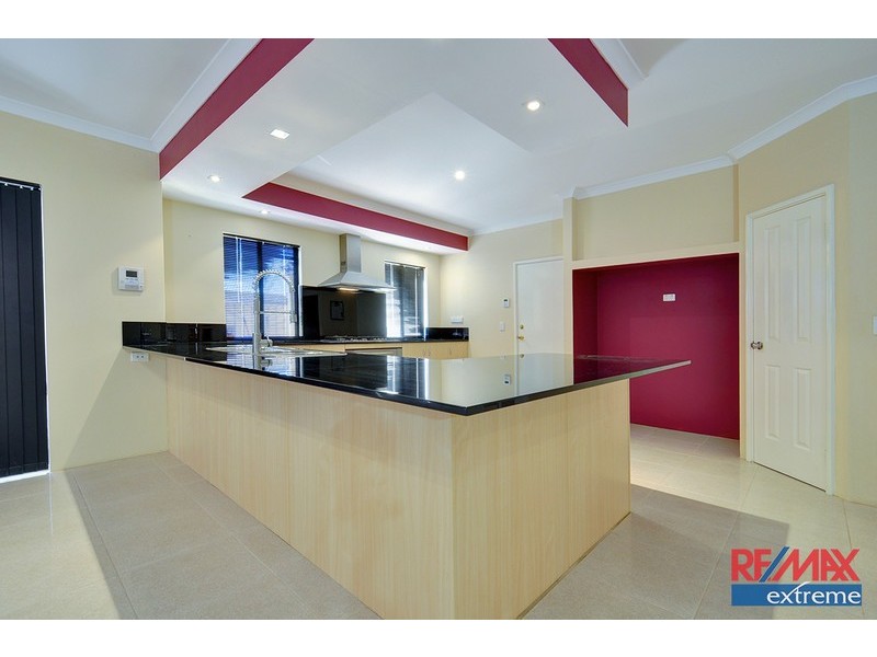 31 Moscow Retreat, Hocking WA 6065