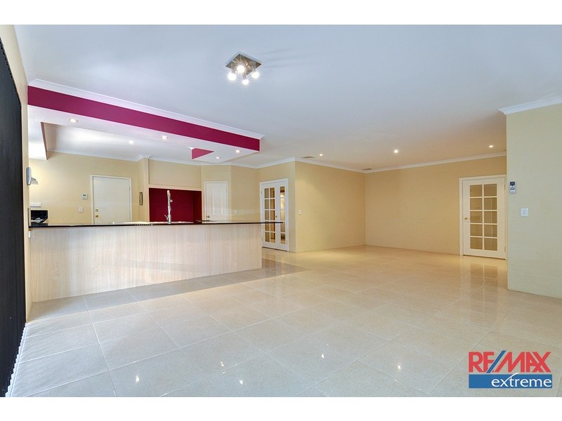 31 Moscow Retreat, Hocking WA 6065