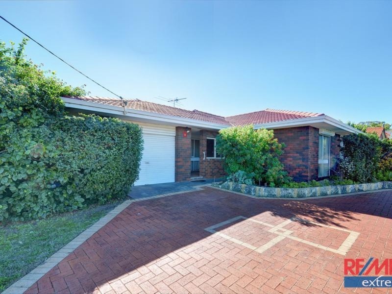 1 Carama Street, Wanneroo WA 6065