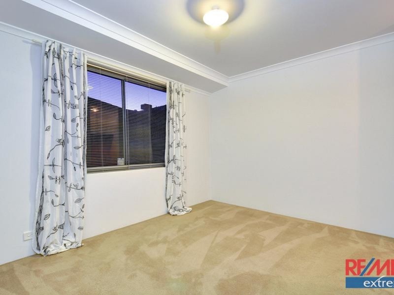 19 Parkinson Road, Banksia Grove WA 6031