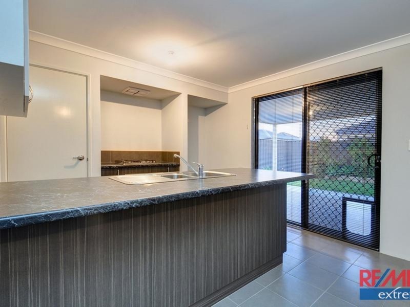 32 Mayali Bend, Banksia Grove WA 6031