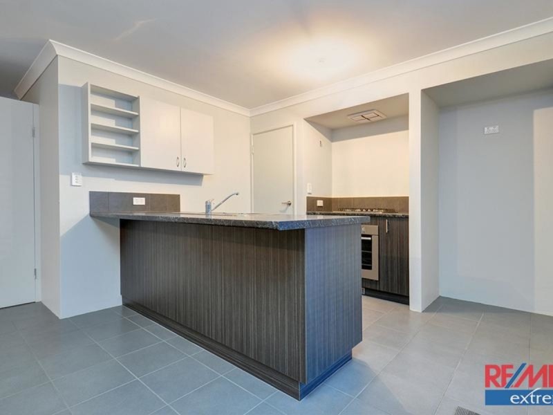 32 Mayali Bend, Banksia Grove WA 6031