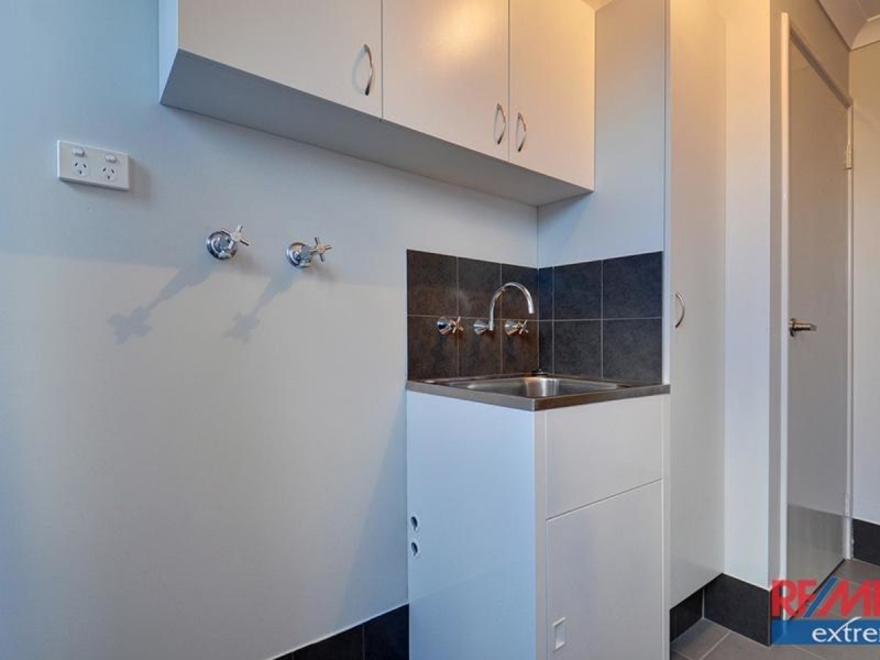 32 Mayali Bend, Banksia Grove WA 6031