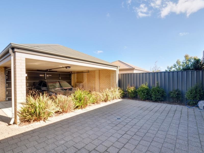 14 Conferta Link, Banksia Grove WA 6031