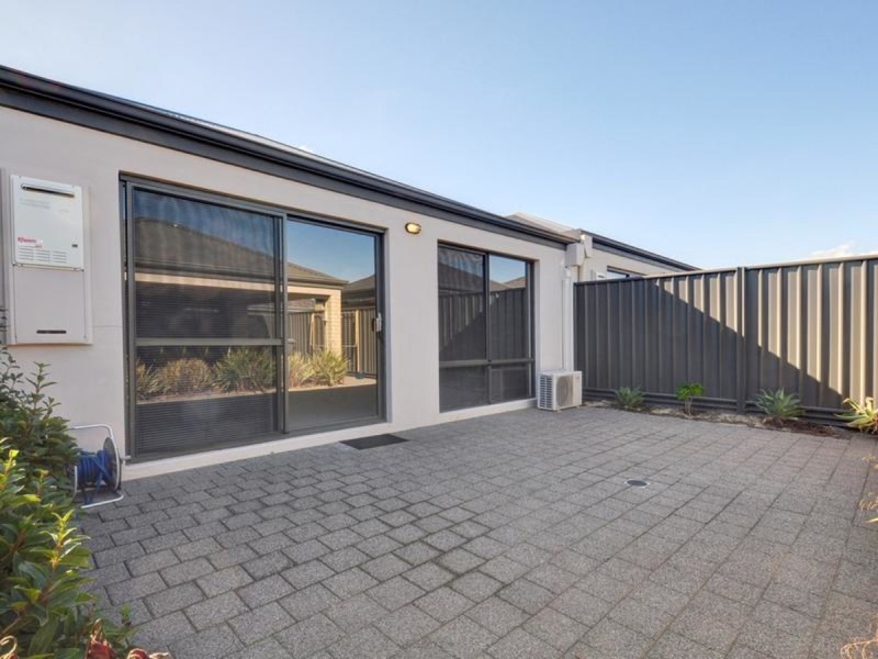 14 Conferta Link, Banksia Grove WA 6031