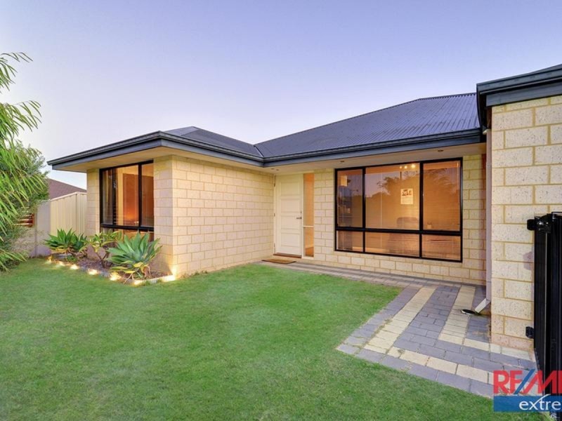 111 Sundowner Meander, Banksia Grove WA 6031