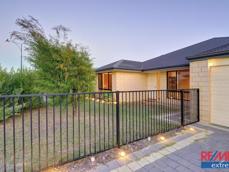 111 Sundowner Meander, Banksia Grove WA 6031