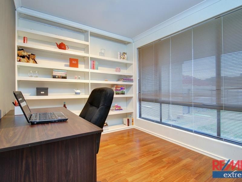 111 Sundowner Meander, Banksia Grove WA 6031