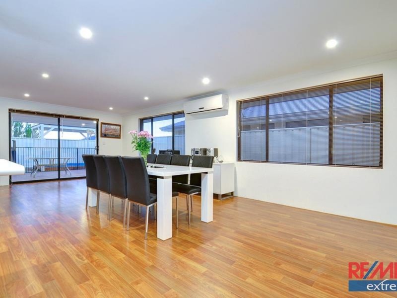 111 Sundowner Meander, Banksia Grove WA 6031