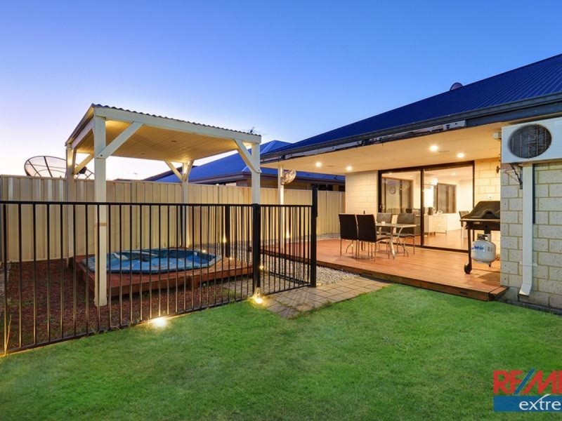 111 Sundowner Meander, Banksia Grove WA 6031