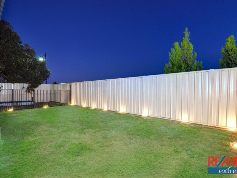 111 Sundowner Meander, Banksia Grove WA 6031