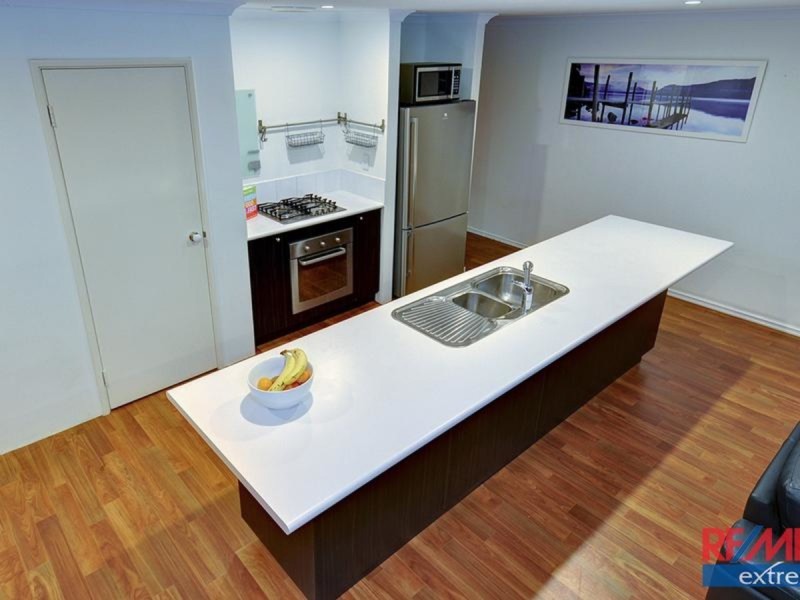 111 Sundowner Meander, Banksia Grove WA 6031