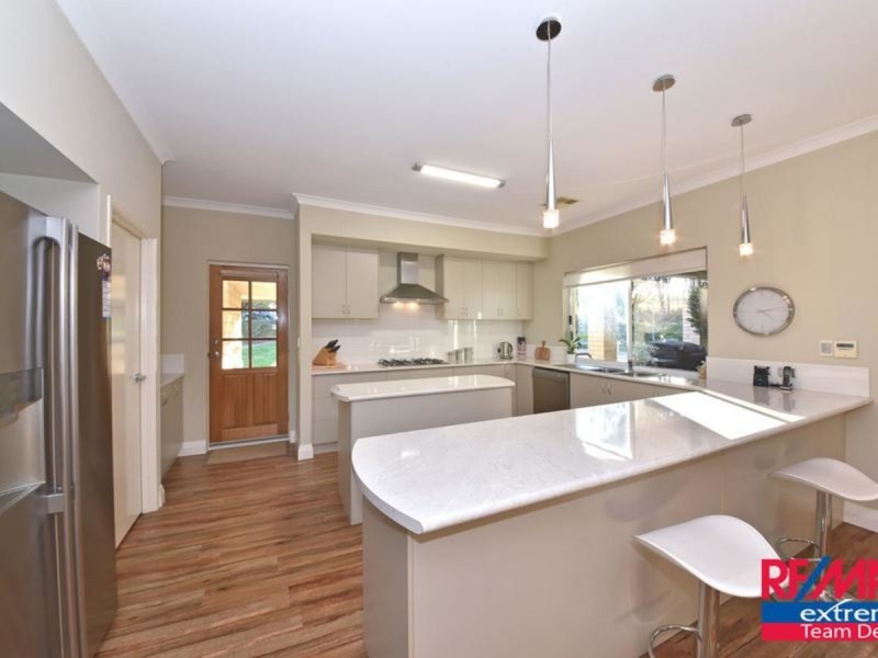 294 Rosewood Drive, Chittering WA 6084