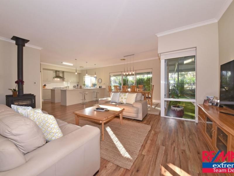 294 Rosewood Drive, Chittering WA 6084