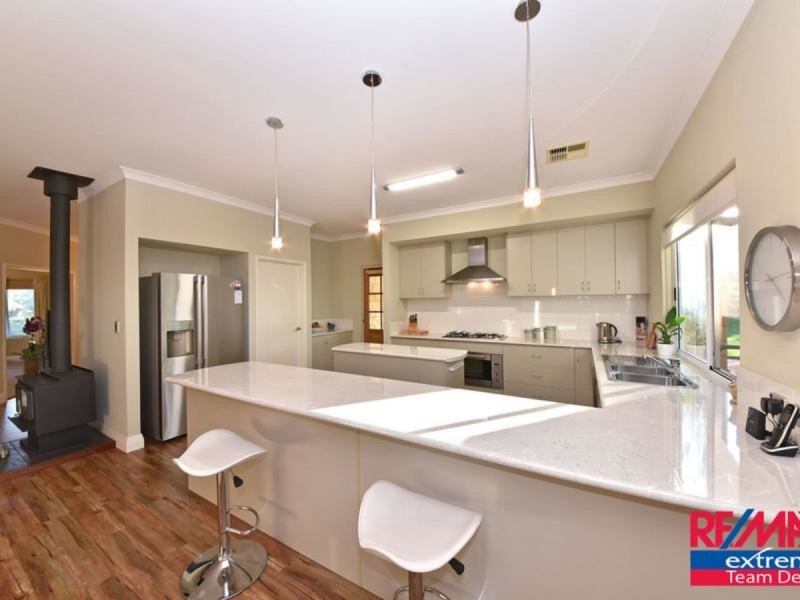 294 Rosewood Drive, Chittering WA 6084