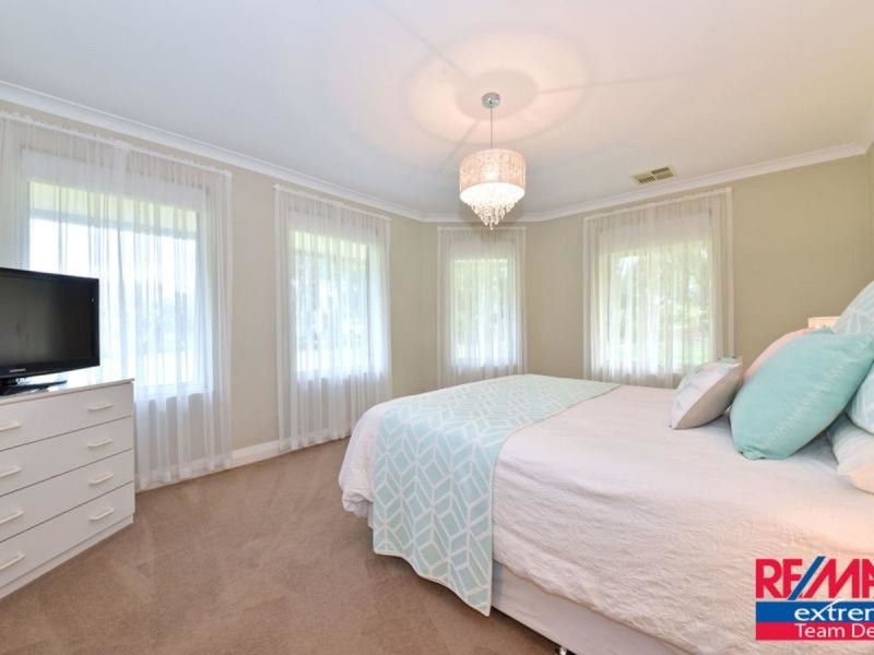 294 Rosewood Drive, Chittering WA 6084